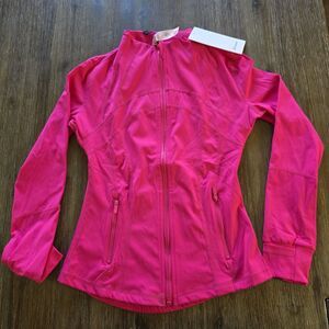 LULULEMON NULU DEFINE JACKET SIZE 6 NWT